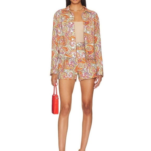 L’ AGENCE - Celine Slime Jacket in Light Blue Vintage Paisley - Picture 1 of 7